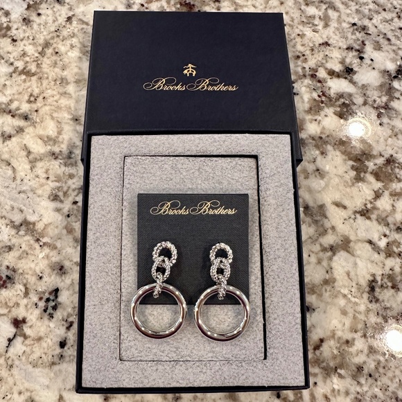 Triple Drop Earrings Cable Motif Brooks Brothers Silver Tone - Picture 1 of 7